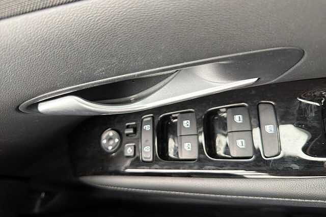 Hyundai TUCSON 1.6 TGDi Hybrid 230 SE Connect 5dr 2WD Auto BLACK