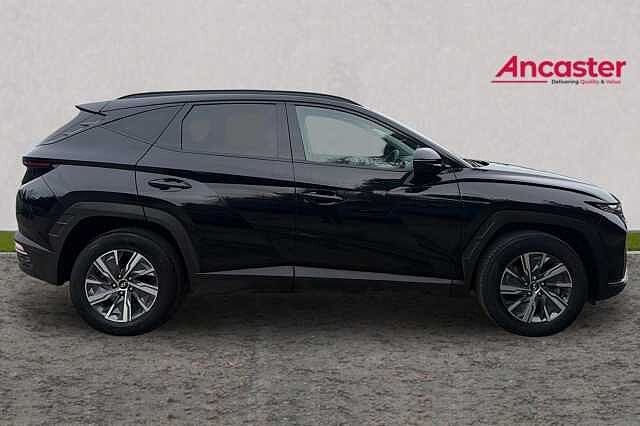 Hyundai TUCSON 1.6 TGDi Hybrid 230 SE Connect 5dr 2WD Auto BLACK