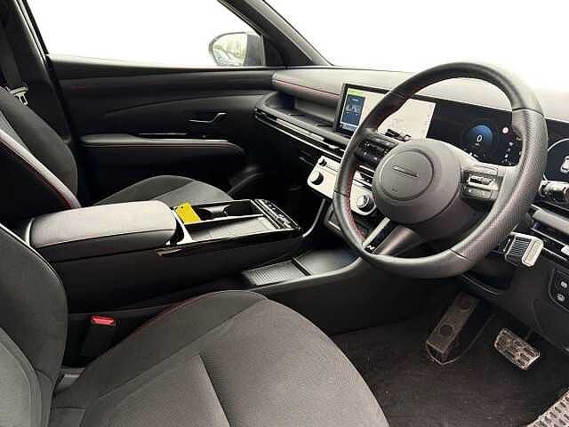 Hyundai TUCSON 1.6T Hybrid N Line 5dr Auto Black