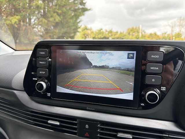 Hyundai I20 1.0T GDi 48V MHD SE Connect 5dr Polar white