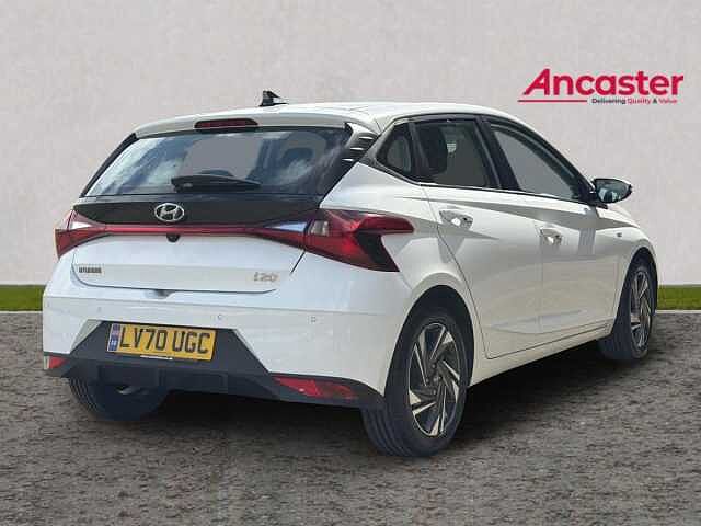 Hyundai I20 1.0T GDi 48V MHD SE Connect 5dr Polar white