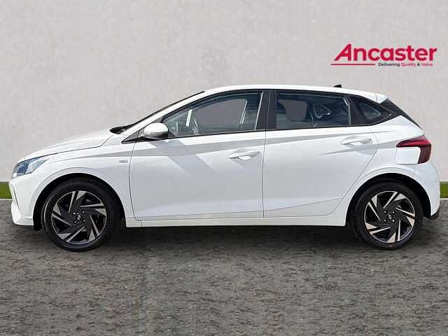 Hyundai I20 1.0T GDi 48V MHD SE Connect 5dr Polar white