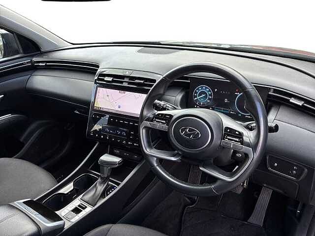 Hyundai TUCSON 1.6 TGDi 48V MHD SE Connect 5dr 2WD DCT Abyss Black