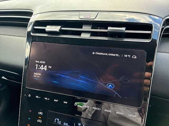 Hyundai TUCSON 1.6 TGDi 48V MHD SE Connect 5dr 2WD DCT Abyss Black