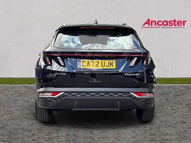 Hyundai TUCSON 1.6 TGDi 48V MHD SE Connect 5dr 2WD DCT Abyss Black