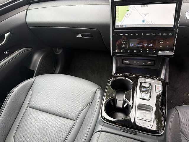Hyundai TUCSON 1.6 TGDi Plug-in Hybrid Ultimate 5dr 4WD Auto Silver