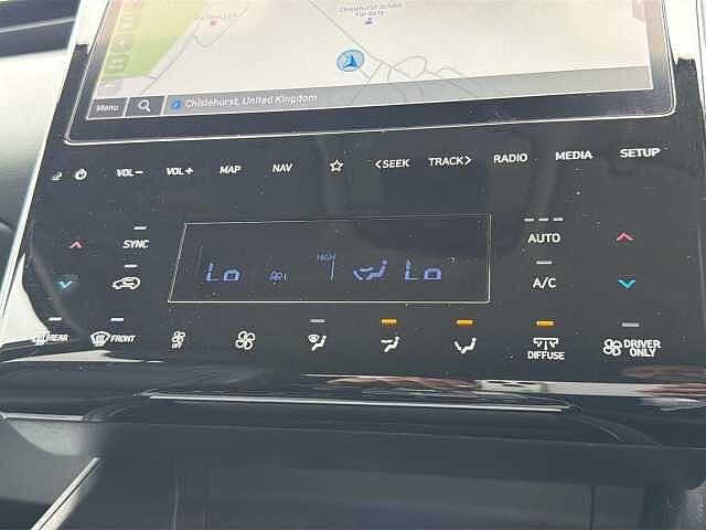 Hyundai TUCSON 1.6 TGDi Plug-in Hybrid Ultimate 5dr 4WD Auto Silver