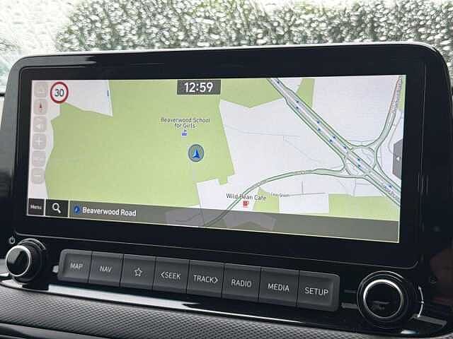 Hyundai KONA 1.6 GDi Hybrid Ultimate 5dr DCT Red