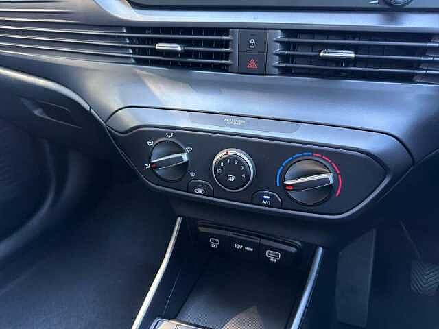 Hyundai I20 1.0T GDi Advance [Nav] 5dr Atlas white