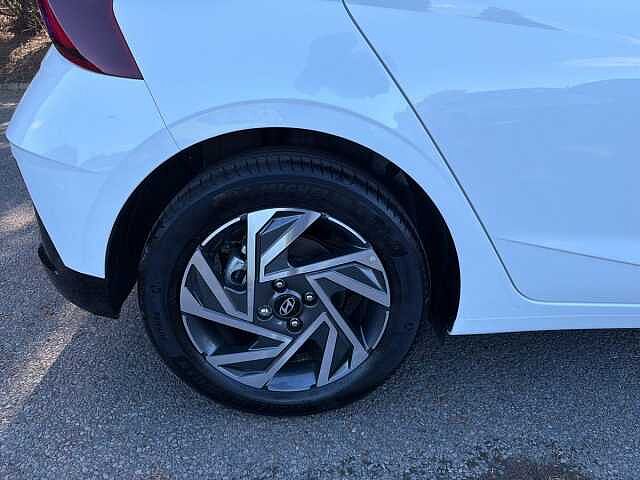 Hyundai I20 1.0T GDi Advance [Nav] 5dr Atlas white