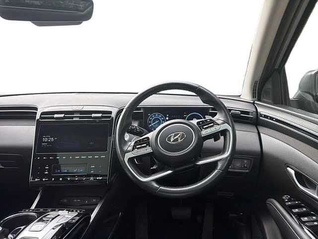 Hyundai TUCSON 1.6 TGDi Plug-in Hybrid Ultimate 5dr 4WD Auto Shimmering Silver