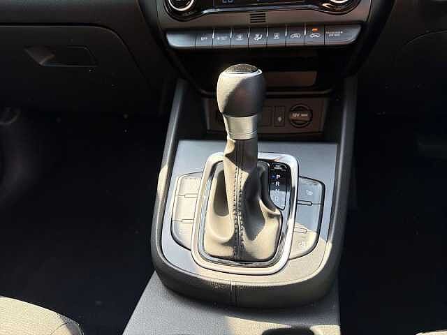 Hyundai KONA 1.6 GDi Hybrid Premium 5dr DCT Cyber grey