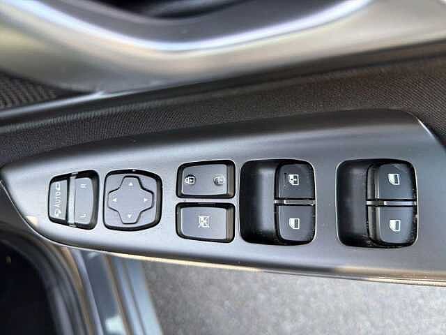 Hyundai KONA 1.6 GDi Hybrid Premium 5dr DCT Cyber grey