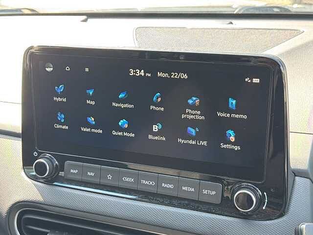 Hyundai KONA 1.6 GDi Hybrid Premium 5dr DCT Cyber grey