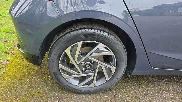Hyundai i20 1.0 T-GDi Advance Hatchback 5dr Petrol DCT Euro 6 (s/s) (100 ps)