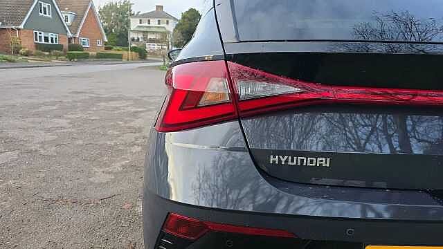 Hyundai I20 1.0 T-GDi Premium Hatchback 5dr Petrol DCT Euro 6 (s/s) (100 ps) Grey