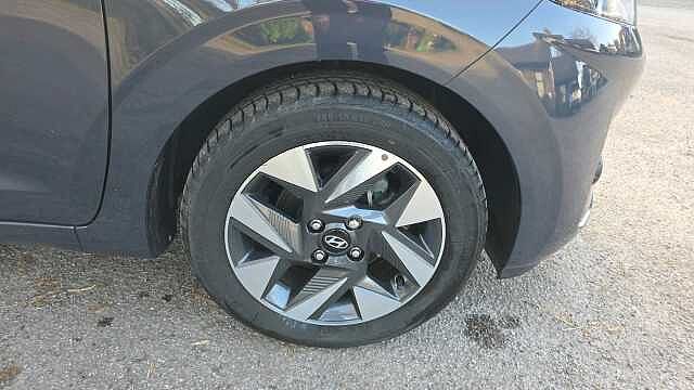 Hyundai i10 1.0 Advance Hatchback 5dr Petrol Auto Euro 6 (s/s) (67 ps)