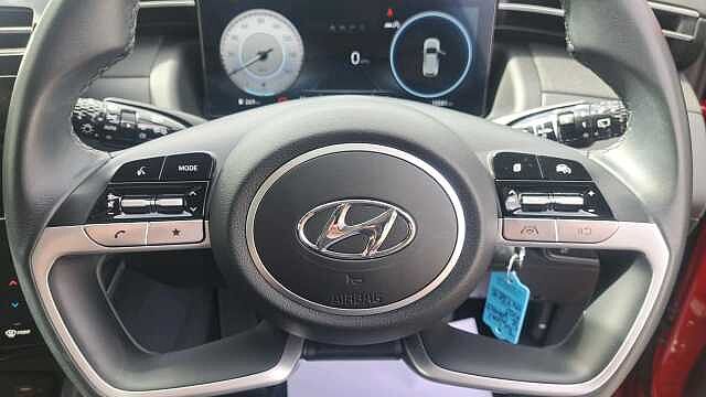 Hyundai TUCSON 1.6 T-GDi SE Connect SUV 5dr Petrol Manual Euro 6 (s/s) (150 ps) Engine Red