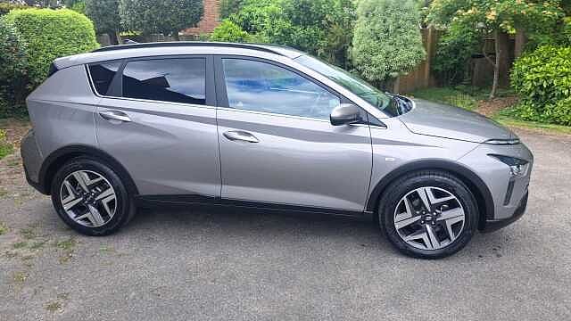 Hyundai BAYON 1.0 T-GDi MHEV Premium SUV 5dr Petrol Hybrid Manual Euro 6 (s/s) (120 ps) Bronze