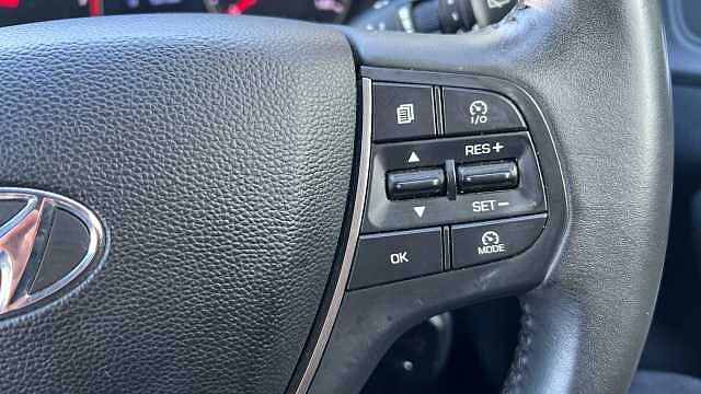 Hyundai I20 1.2 Play Hatchback 5dr Petrol Manual Euro 6 (s/s) (84 ps) White