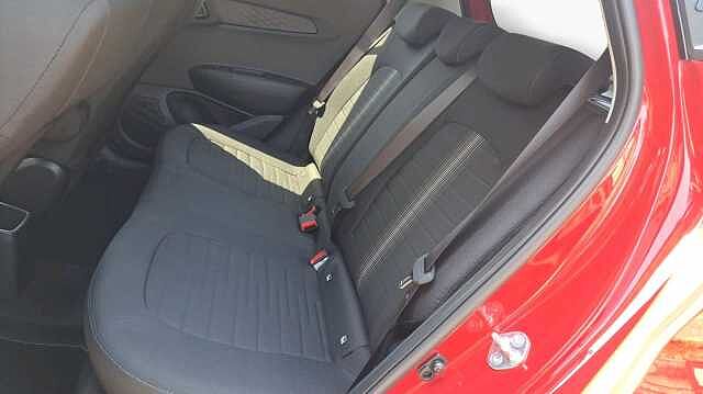 Hyundai I10 1.0 Advance Hatchback 5dr Petrol Auto Euro 6 (s/s) (63 ps) DRAGON RED