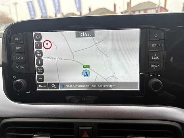 Hyundai i10 1.2 Premium Hatchback 5dr Petrol Manual Euro 6 (s/s) (79 ps)