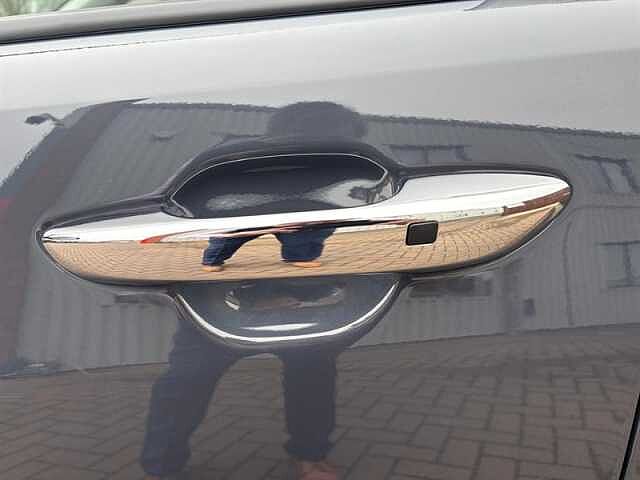 Hyundai i10 1.2 Premium Hatchback 5dr Petrol Manual Euro 6 (s/s) (79 ps)