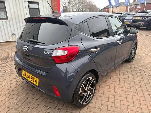 Hyundai i10 1.2 Premium Hatchback 5dr Petrol Manual Euro 6 (s/s) (79 ps)