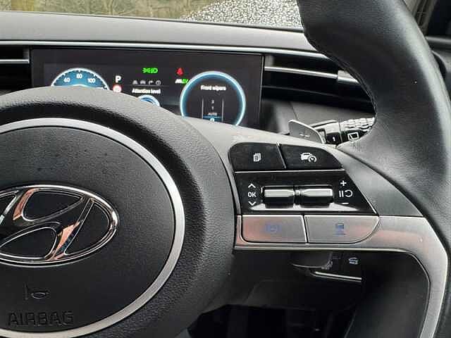 Hyundai TUCSON 1.6 h T-GDi Ultimate SUV 5dr Petrol Hybrid Auto Euro 6 (s/s) (230 ps) White