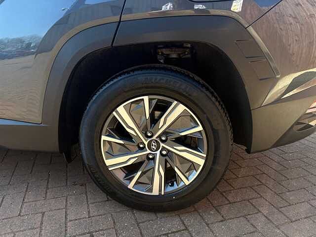 Hyundai TUCSON 1.6 T-GDi MHEV SE Connect SUV 5dr Petrol Hybrid DCT Euro 6 (s/s) (150 ps) Grey