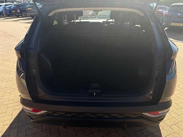 Hyundai TUCSON 1.6 T-GDi MHEV SE Connect SUV 5dr Petrol Hybrid DCT Euro 6 (s/s) (150 ps) Grey