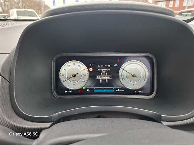 Hyundai KONA 64kWh Premium SUV 5dr Electric Auto (10.5kW Charger) (204 ps) Black