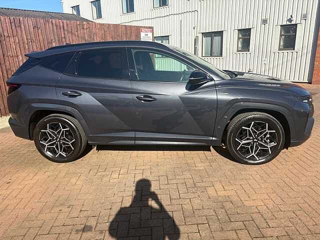 Hyundai TUCSON 1.6 h T-GDi N Line SUV 5dr Petrol Hybrid Auto Euro 6 (s/s) (230 ps) Grey