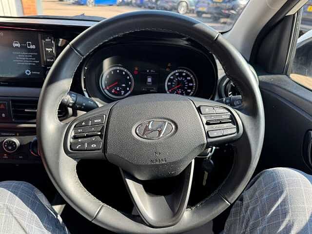 Hyundai I10 1.0 SE Connect Hatchback 5dr Petrol Manual Euro 6 (s/s) (67 ps) White