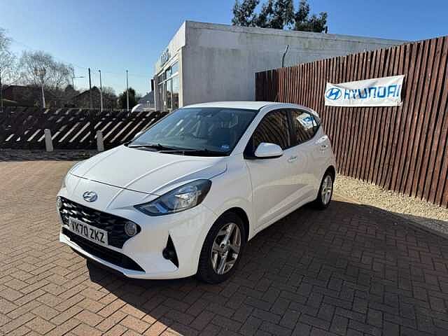 Hyundai I10 1.0 SE Connect Hatchback 5dr Petrol Manual Euro 6 (s/s) (67 ps) White