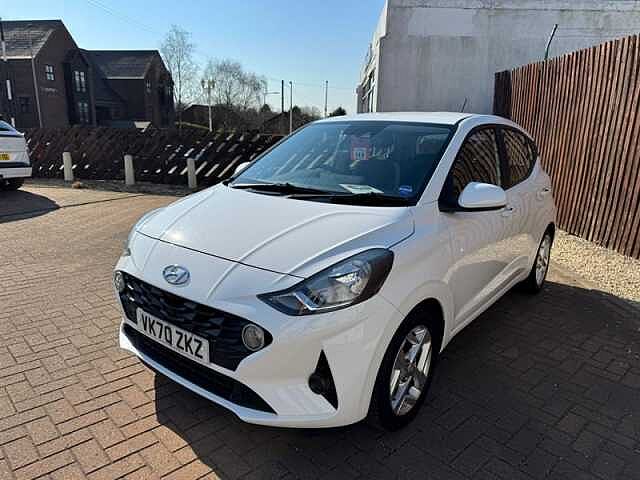 Hyundai I10 1.0 SE Connect Hatchback 5dr Petrol Manual Euro 6 (s/s) (67 ps) White