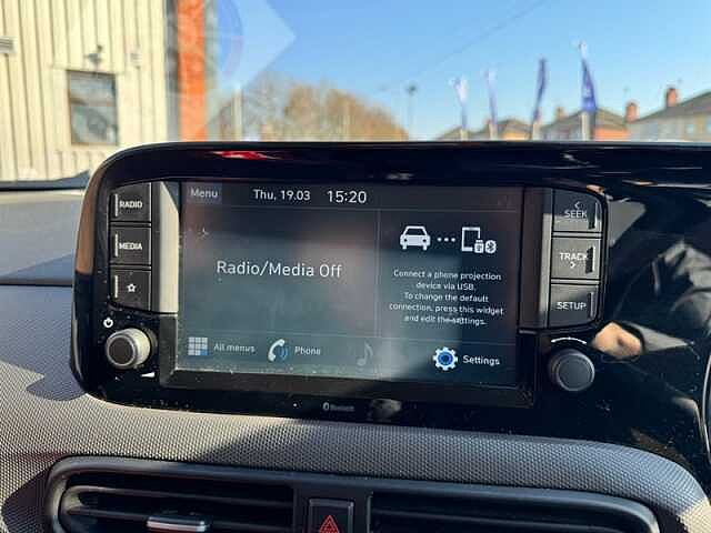 Hyundai I10 1.0 SE Connect Hatchback 5dr Petrol Manual Euro 6 (s/s) (67 ps) White