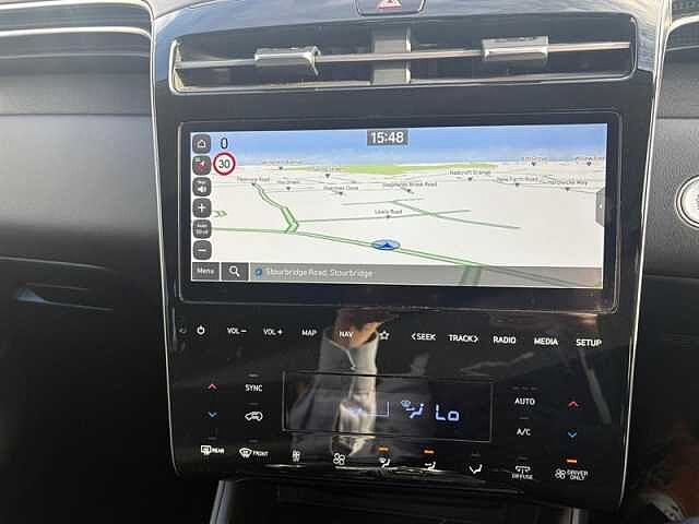 Hyundai TUCSON 1.6 h T-GDi Premium SUV 5dr Petrol Hybrid Auto Euro 6 (s/s) (230 ps) Silver