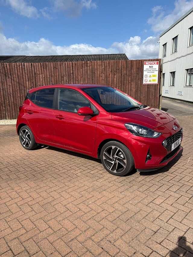 Hyundai I10 1.0 Premium Hatchback 5dr Petrol Manual Euro 6 (s/s) (67 ps) Red