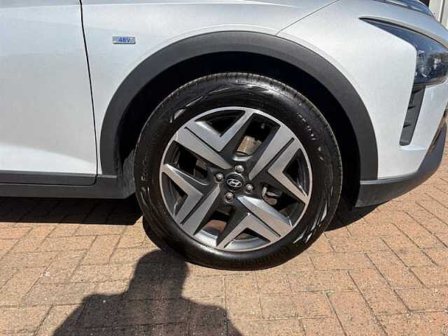 Hyundai BAYON 1.0 T-GDi MHEV Ultimate SUV 5dr Petrol Hybrid Manual Euro 6 (s/s) (120 ps) Silver