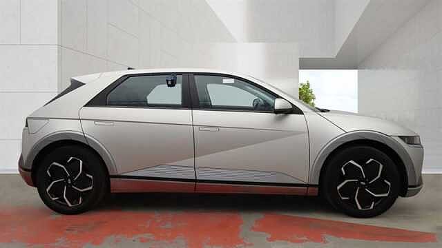 Hyundai IONIQ 5 77kWh Premium Hatchback 5dr Electric Auto (228 ps) Gold