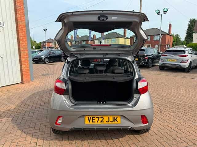 Hyundai I10 1.2 SE Connect Hatchback 5dr Petrol Manual Euro 6 (s/s) (84 ps) Brown