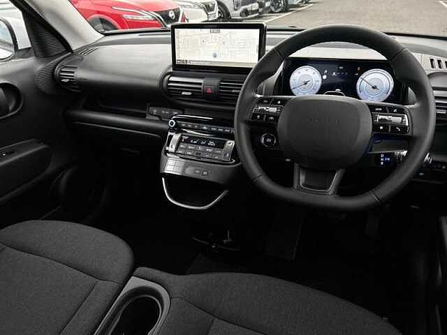 Hyundai INSTER Long Range 49kWh 01 Auto 5dr White