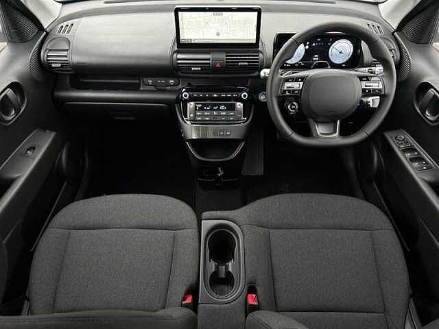 Hyundai INSTER Long Range 49kWh 01 Auto 5dr White